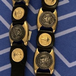 Versace la Medusa belt like new